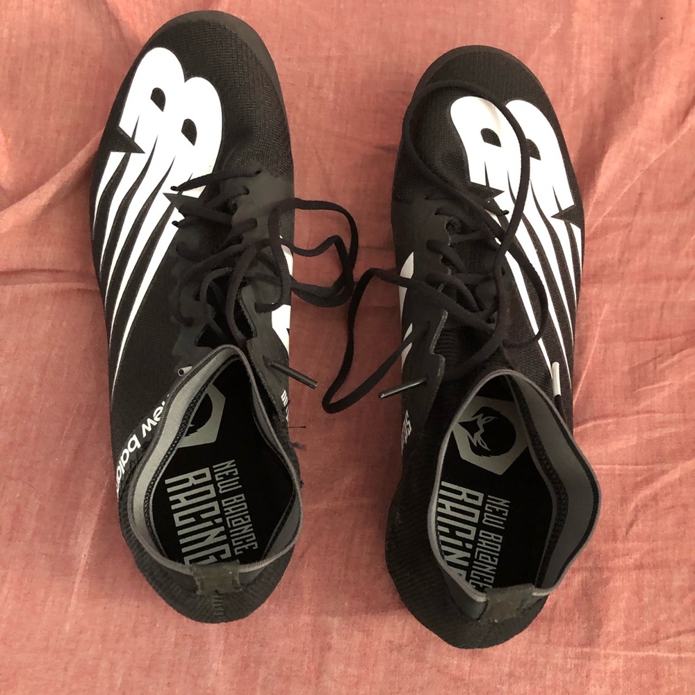 New Balance Men's SD100 Black/White 6 Spike shoes
